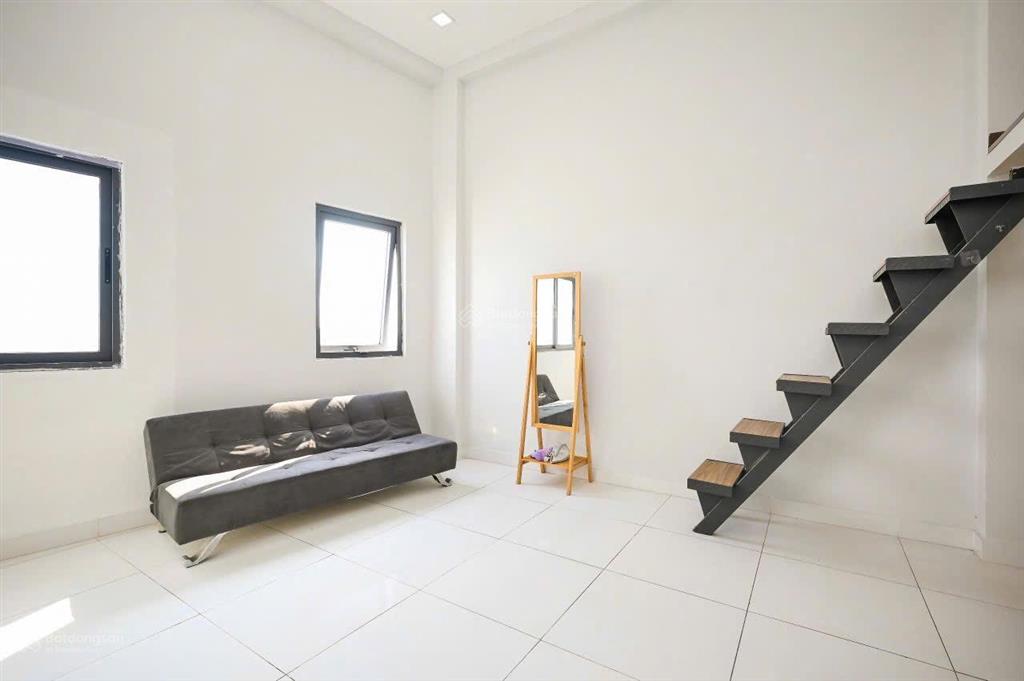 Căn hộ dịch vụ giá rẻ ở trung tâm quận 7, sát cầu tân thuận
