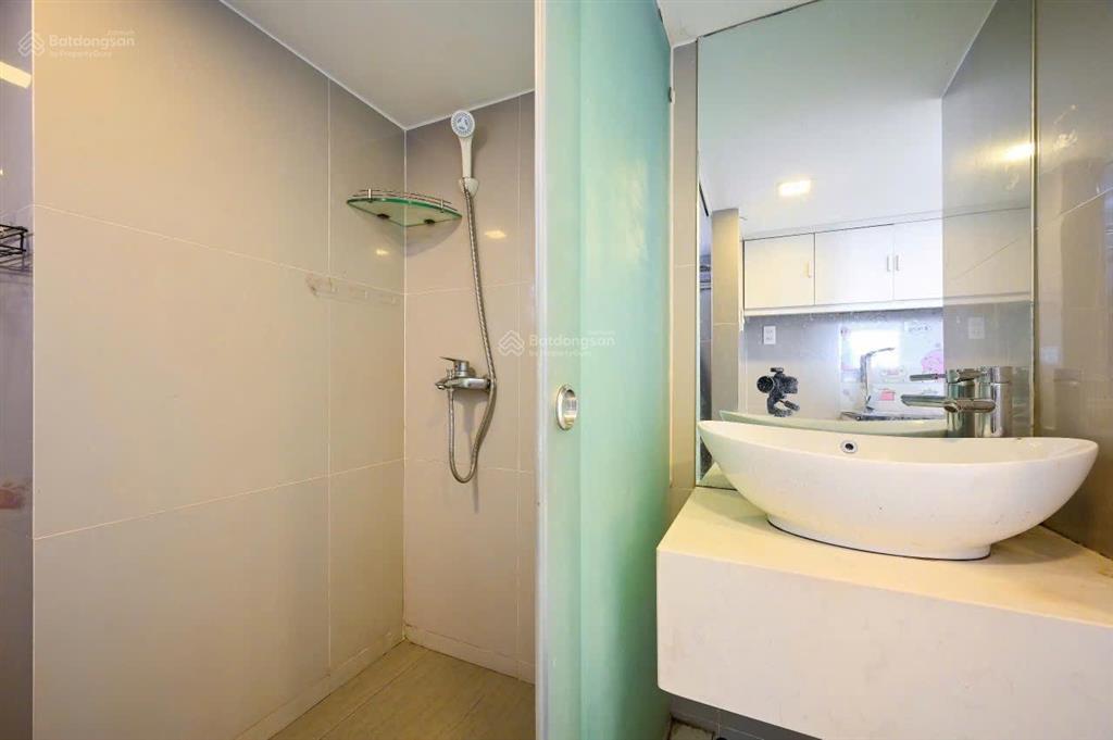 Căn hộ dịch vụ giá rẻ ở trung tâm quận 7, sát cầu tân thuận