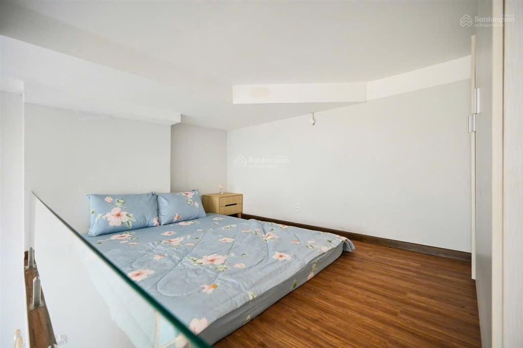 Căn hộ dịch vụ giá rẻ ở trung tâm quận 7, sát cầu tân thuận