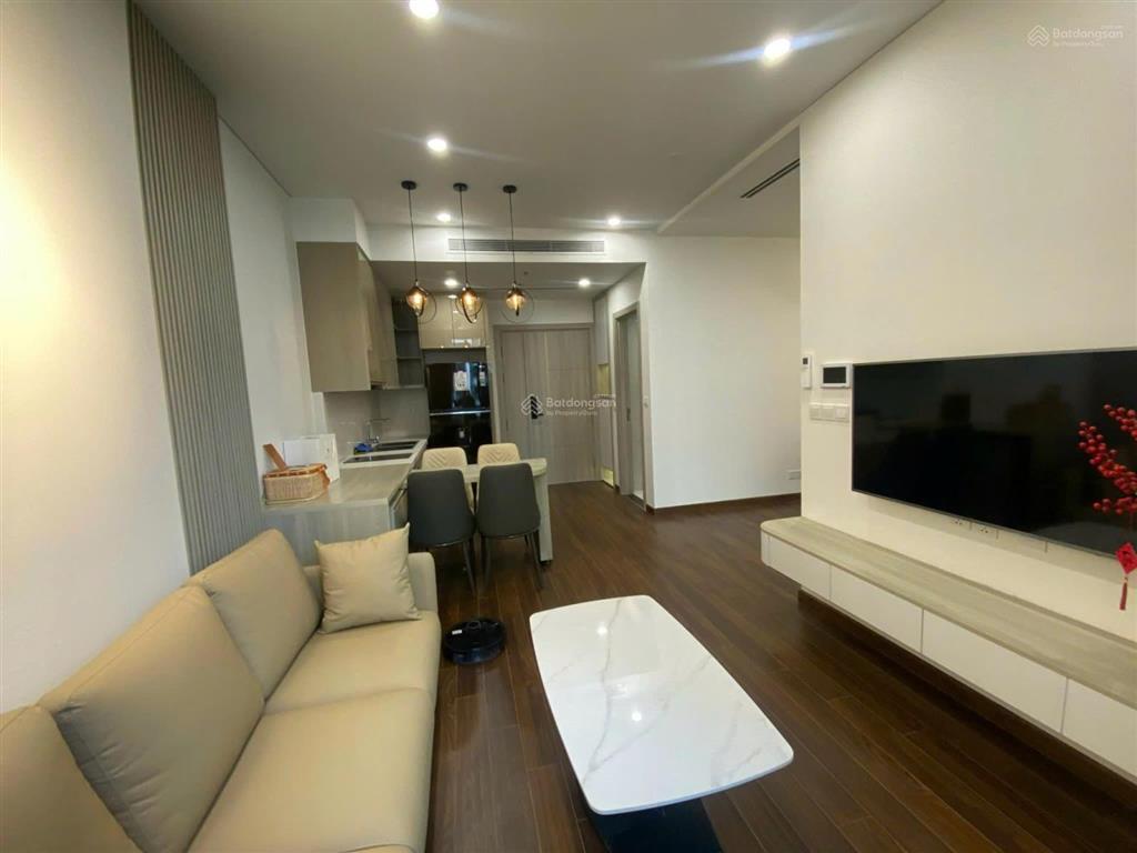 Chính chủ! bán căn 1n+ giá 4 tỷ, bao phí, full đồ tại tòa d masterise vinhome smart city