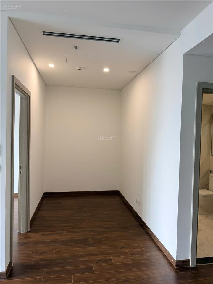 Chính chủ! căn 1n+ 4 tỷ, 47m2, nhà trống, tự decor, giá tốt tại tòa a masterise vinhomes smart city