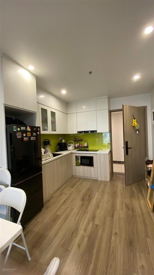 Cần tiền bán căn 2n tầng cao full nội thất sẵn sổ đỏ giao dịch*