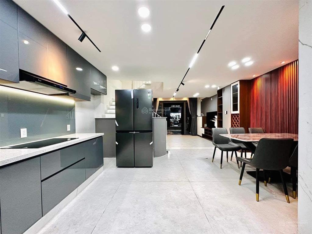 Nhà đẹp ở hoàng hoa thám 2,85tỷ cho 49,7m2 bình thạnh. nhà có nội thất, sổ hồng riêng