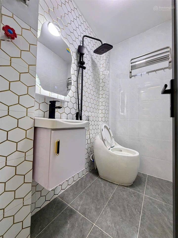 2 tỷ 9 sở hữu 42,4m2 nhà ngay nguyễn thượng hiền p5 bình thạnh. sẵn hợp đồng thuê 12tr/th