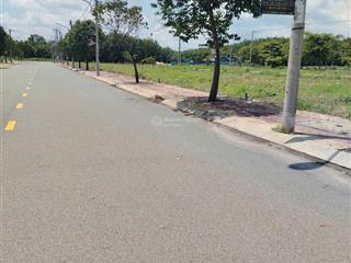 Còn xót lại lô dự án đức phát 3, 3 tỷ 5 (4x20) urban dream bàu bàng tphcm, sổ hồng riêng,đường ô tô