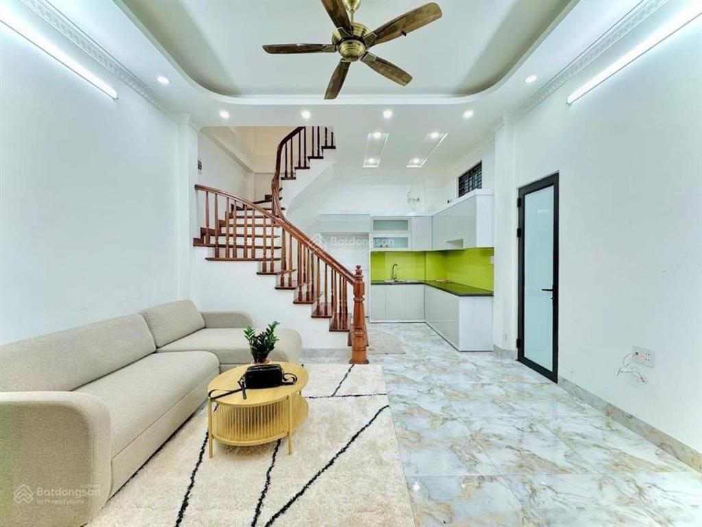 Lô góc hai thoáng  ngõ thông phân lô  nhà đẹp  full đồ  ở luôn