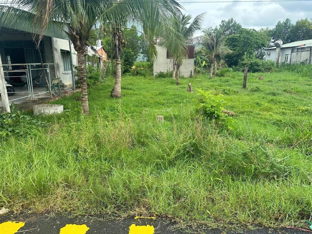 Bán gấp đất giá tốt gần núi bà đen  tây ninh