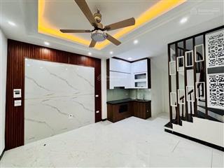 Bán nhà đại la 35m2x5tầng 3ngủ giá 6.7tỷ sổ đỏ chính chủ nhà cách ôto 30m, full nội thất ở luôn