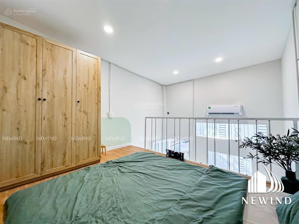 Trống sẵn gác cao 2 mét ở được 3  4 bạn gần khu chế xuất, đh ufm