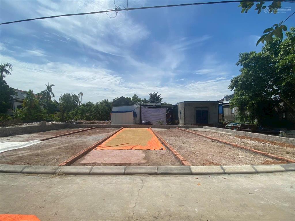 Bán đất tại đường tỉnh lộ 352, 715 triệu, 60m2, view đẹp, giá siêu hời