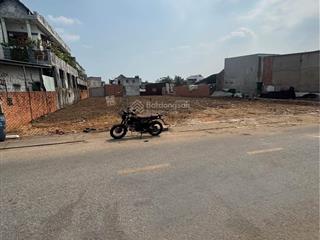 Bán lỗ lô bán 126m2 đất full thổ cư , shr , 1/đ.huỳnh thị na x.đông thạnh hóc môn giá 2,6 tỷ