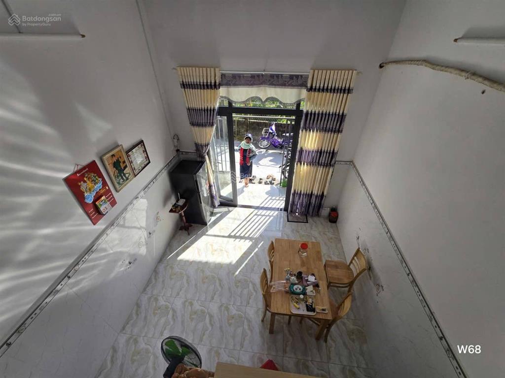 Cần bán gấp nhà 64m2 3 phòng ngủ , x.tân an hội ,củ chi . giá 733 triệu