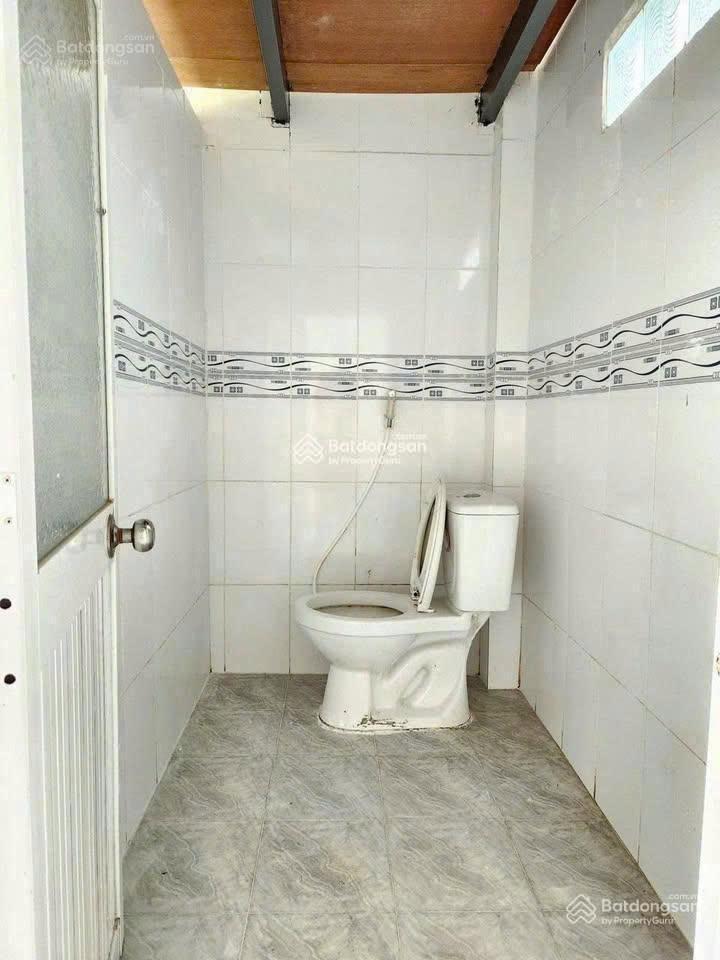 Chủ ngộp bán lỗ lô 120m2 4 phòng tn 8 triệu/tháng, x. tân an hội, củ chi