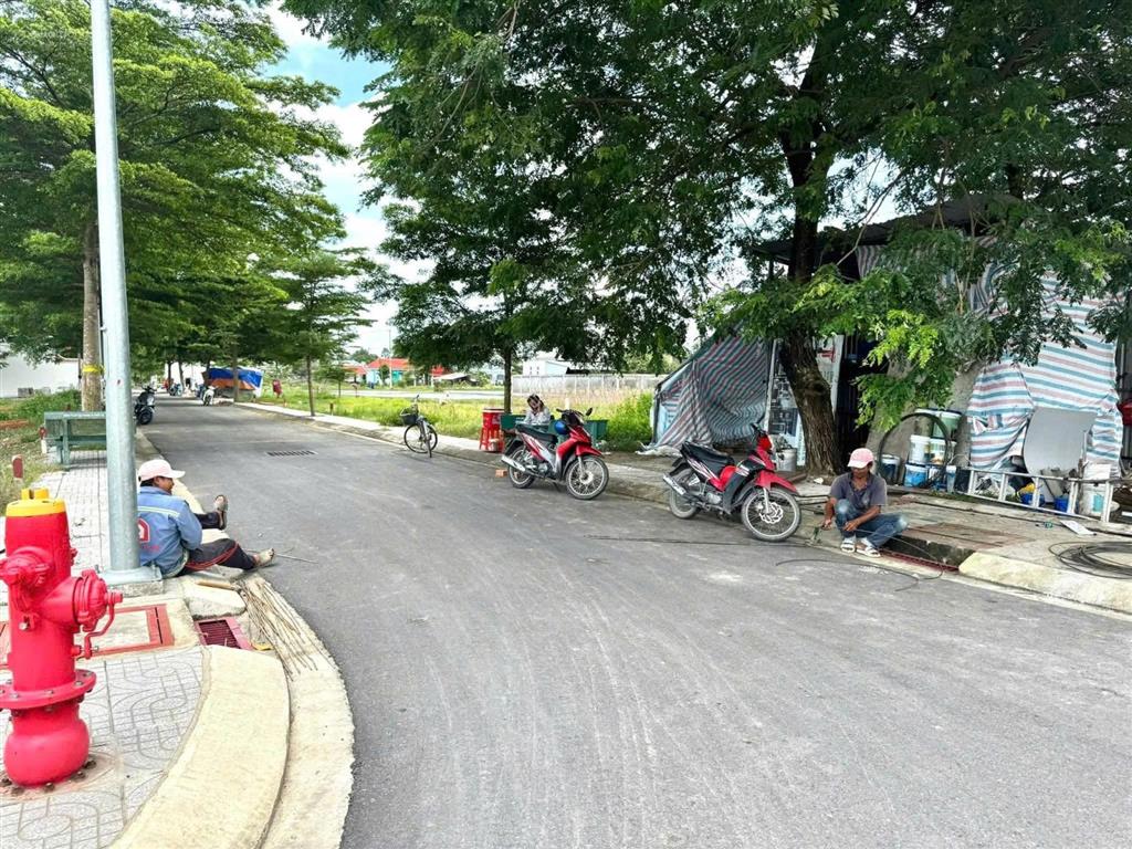 Bán đất liền kề vinhomes đất 86m2 full thổ , ngay x.tân phú trung , củ chi giá 2 tỷ 275