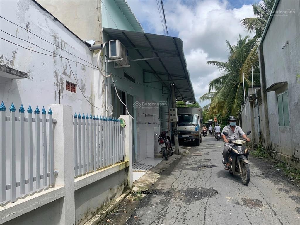 Bán gấp dãy trọ gần sát ngay kcn phước đông với 221m2 4pn tn 8tr/tháng giá 900 triệu