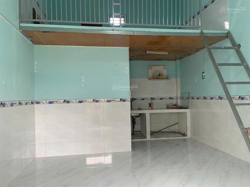 Bán gấp dãy trọ gần sát ngay kcn phước đông với 221m2 4pn tn 8tr/tháng giá 900 triệu