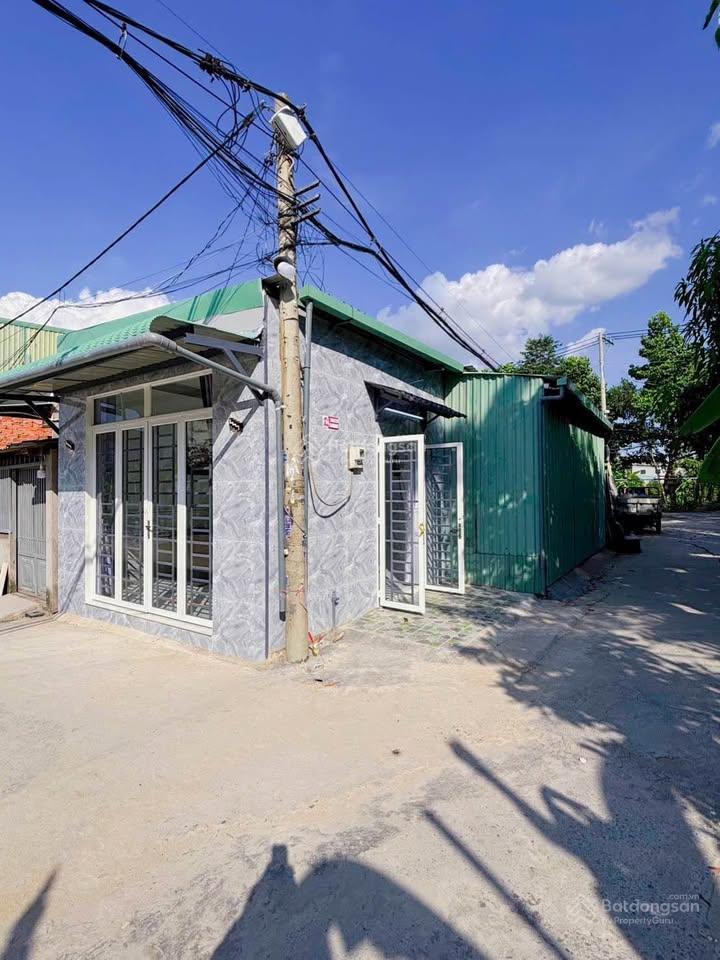 Bán nhanh nhà 60m2 tặng đồ nội thất ngay x. tân phú trung, củ chi. giá 825 triệu