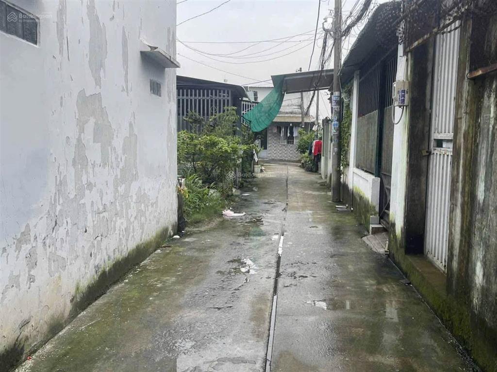 Chủ cần tiền gấp bán nhà 100m2 ngay xã tân thới nhì, hóc môn. giá 1 tỷ 1