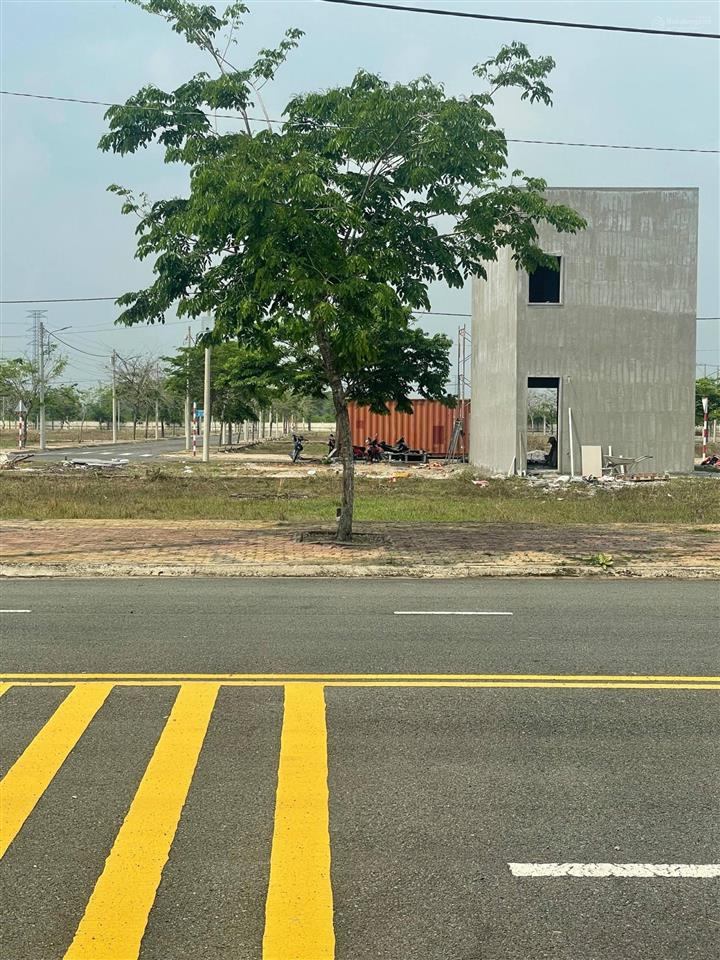 Bán đất tại quốc lộ 13, thị trấn lai uyên, 3,765 tỷ, 100m2, chính chủ uy tín