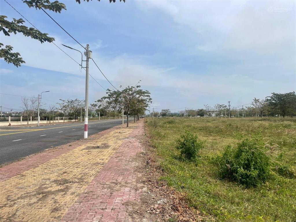Bán đất tại quốc lộ 13, thị trấn lai uyên, 3,765 tỷ, 100m2, chính chủ uy tín