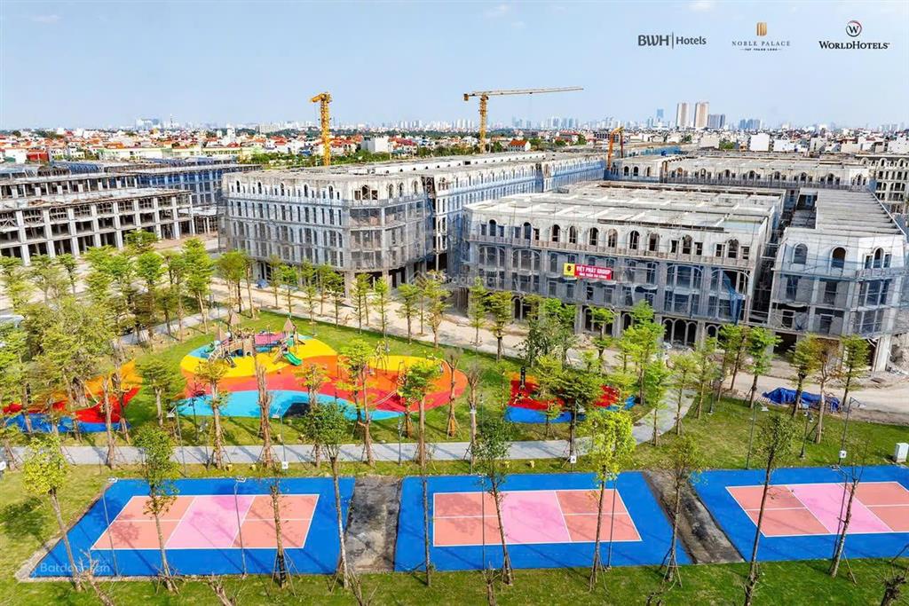 Bán gấp suất ngoại giao liền kề 50m2 noble palace tây thăng long  hoàng quốc việt nối dài 10 tỉ