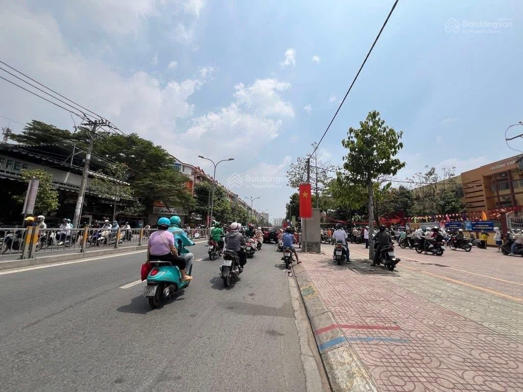 Bán nhà riêng tại 283 bông sao, bình đông, 4,3 tỷ, 45m2, view đẹp, nhiều tiện ích