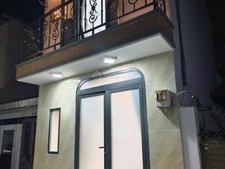 Bán nhà nhỏ ,hẻm 2,5m,đường hoài thanh(p14.q8 củ),2tầng mới đẹp(dt17m2)giá2,250tỷ dt17m2
