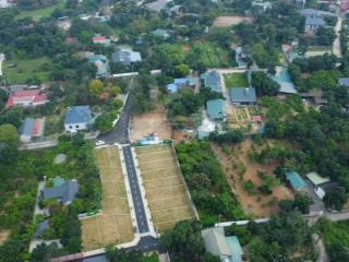 Chính chủ bán gấp mảnh đất 100m2, gần trường tiểu học trạch mỹ lộc. đường thông, ô tô tránh