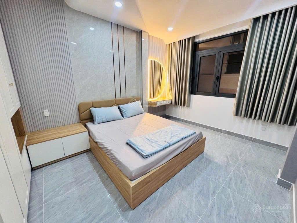 Bán nhà riêng tại phan văn trị, 2,47 tỷ, 12m2, 4pn, 2wc, chính chủ