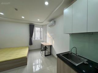 Trống phòng ở kdc kim sơn đối diện tdtu, studio cửa sổ thoáng  full nội thất, gần lotte q7, q4, q1