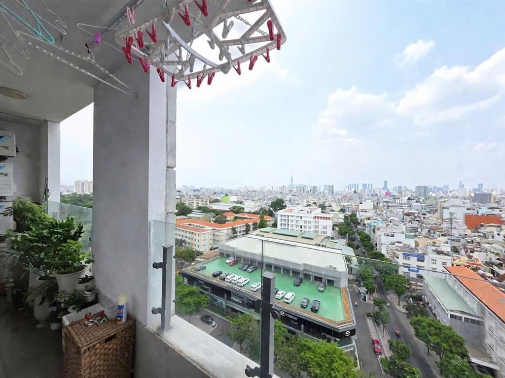 Sổ hồng riêng  bán căn góc 3pn 103m2, hướng đông nam mát mẻ + view landmark 81. nhà đẹp như hình
