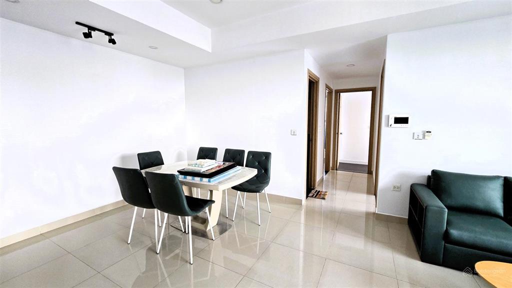 Giá tốt  bán căn góc 3pn 91m2 tại botanica premier (hồng hà) tầng cao + view thoáng mát + full nt