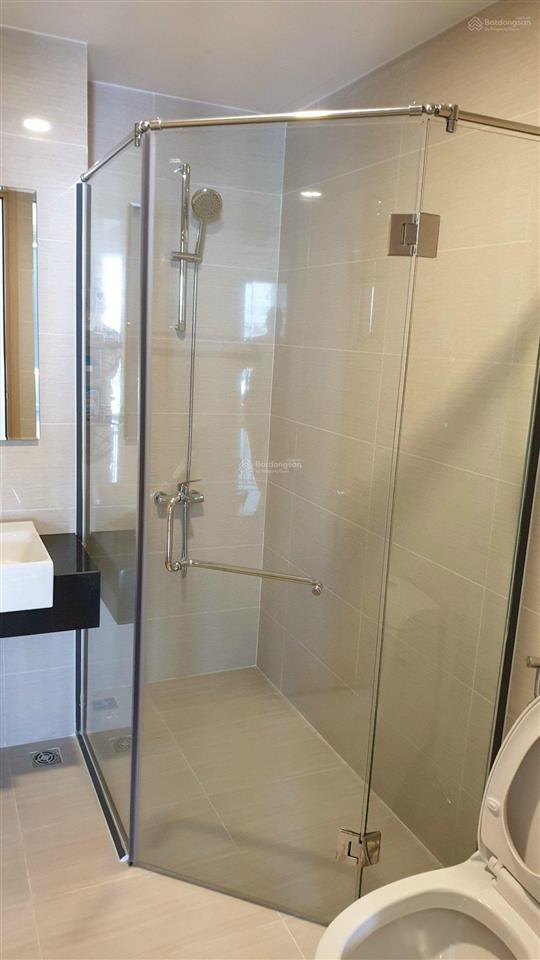 Bán căn góc 2pn 74m2  botanica premier. hướng đông + tầng trung, sẵn nội thất cơ bản