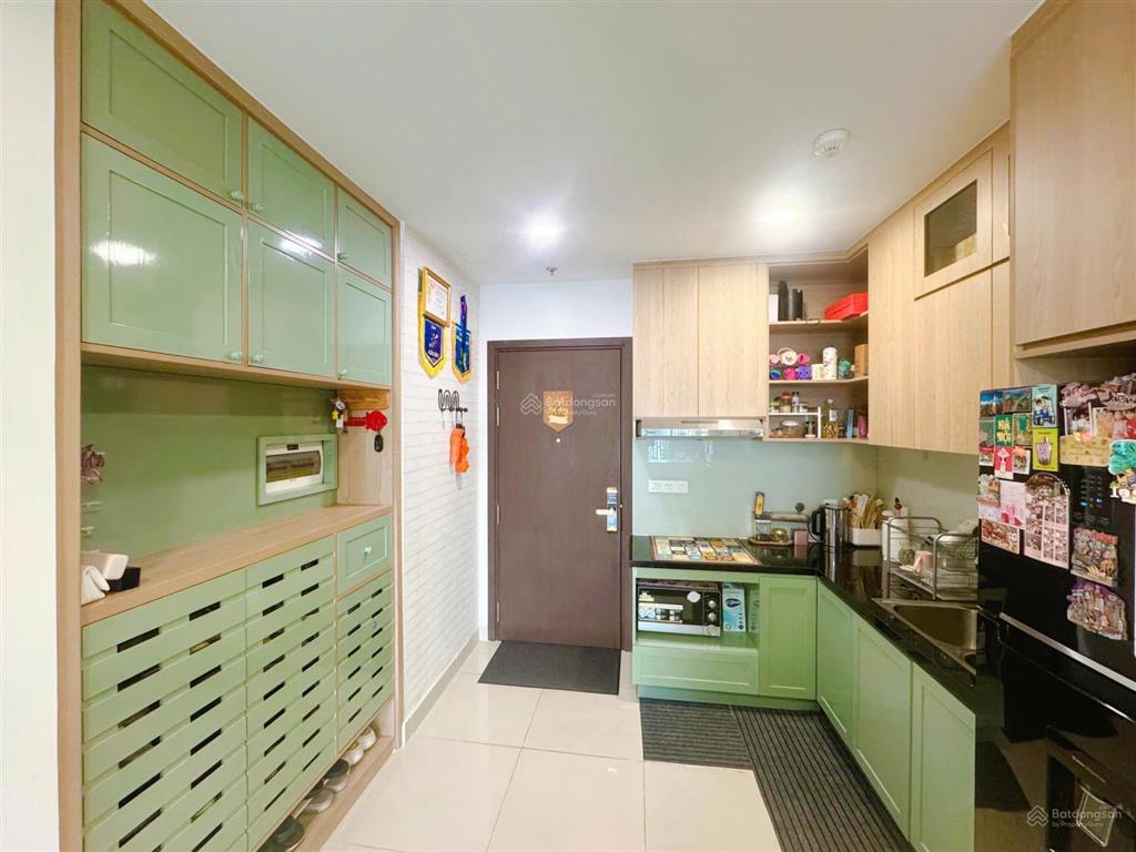 Bán căn 2pn 68m2  full nội thất nhà đẹp  tầng cao + view ngắm công viên + sân bay cực đẹp