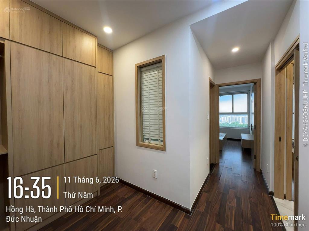 Cho thuê căn 2pn 85m2 orchard parkview  view công viên + ngắm máy bay cực đẹp