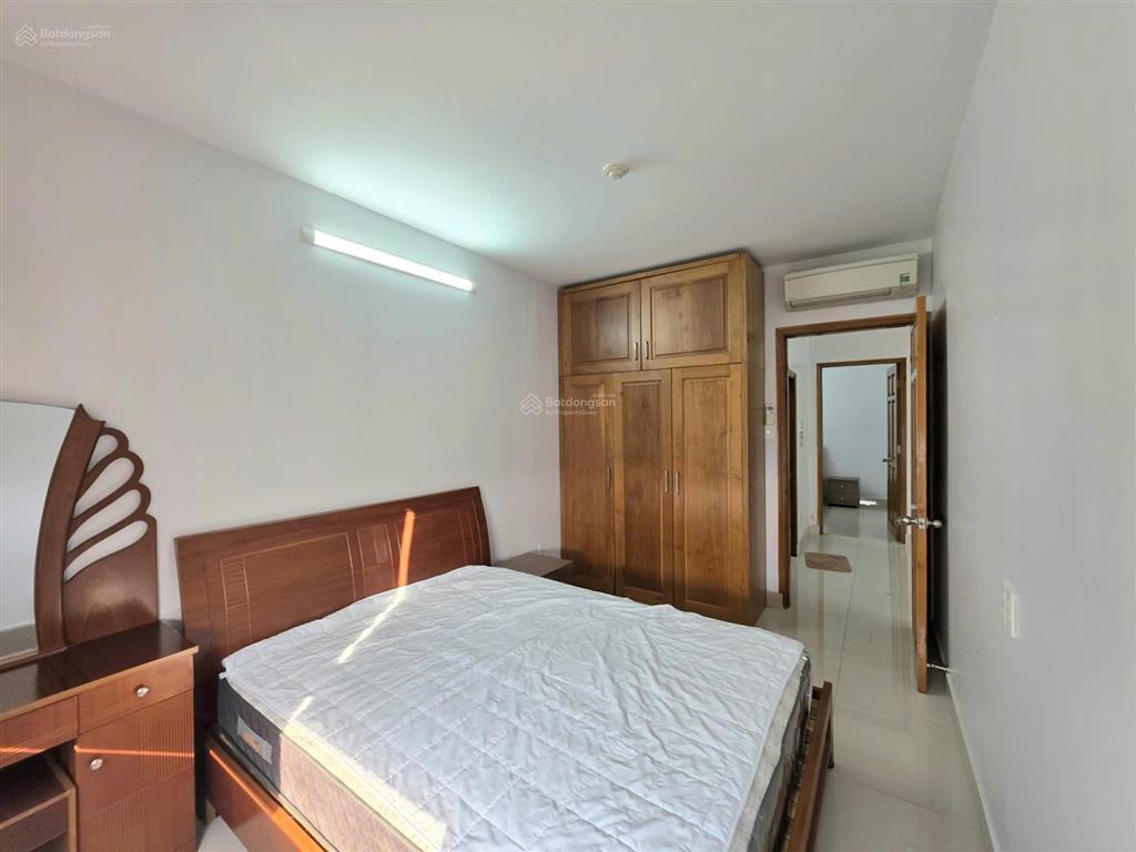 Bán căn 2pn+1wc 57m2 tại the botanica (phổ quang)  tầng cao + hướng đông view landmark 81