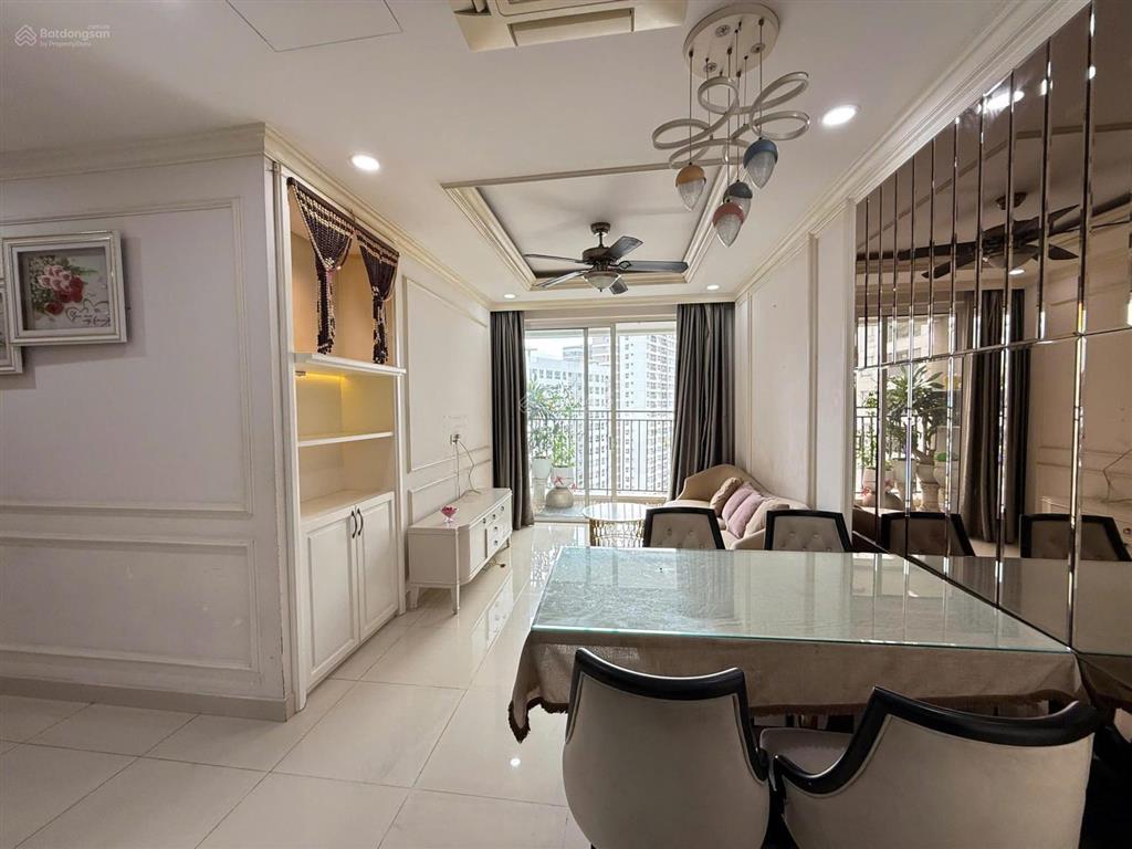 Hot! hạ giá bán căn 3pn+2wc 103m2 view đông nội khu cực đẹp. sẵn nội thất đầu tư để ở