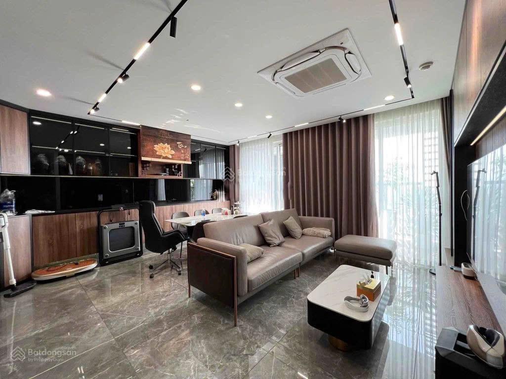 Orchard parkview  bán căn 2pn hướng đông nam. thiết kế 2pn + mở rộng phòng khách rộng rãi