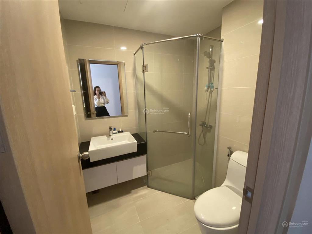 Hạ giá căn 2pn 70m2 full nt nhà đẹp. cửa nam + view bắc nội khu yên tĩnh + mát mẻ