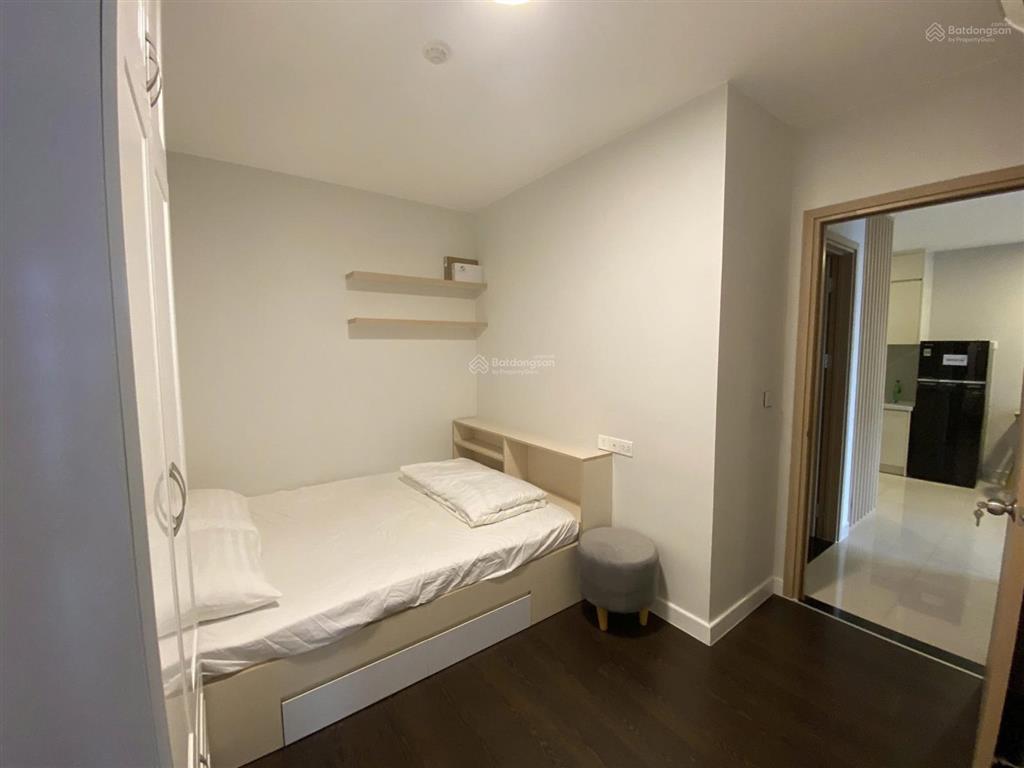 Hạ giá căn 2pn 70m2 full nt nhà đẹp. cửa nam + view bắc nội khu yên tĩnh + mát mẻ