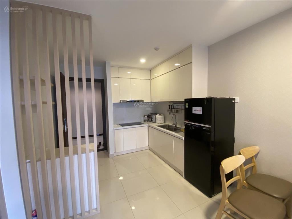 Hạ giá căn 2pn 70m2 full nt nhà đẹp. cửa nam + view bắc nội khu yên tĩnh + mát mẻ