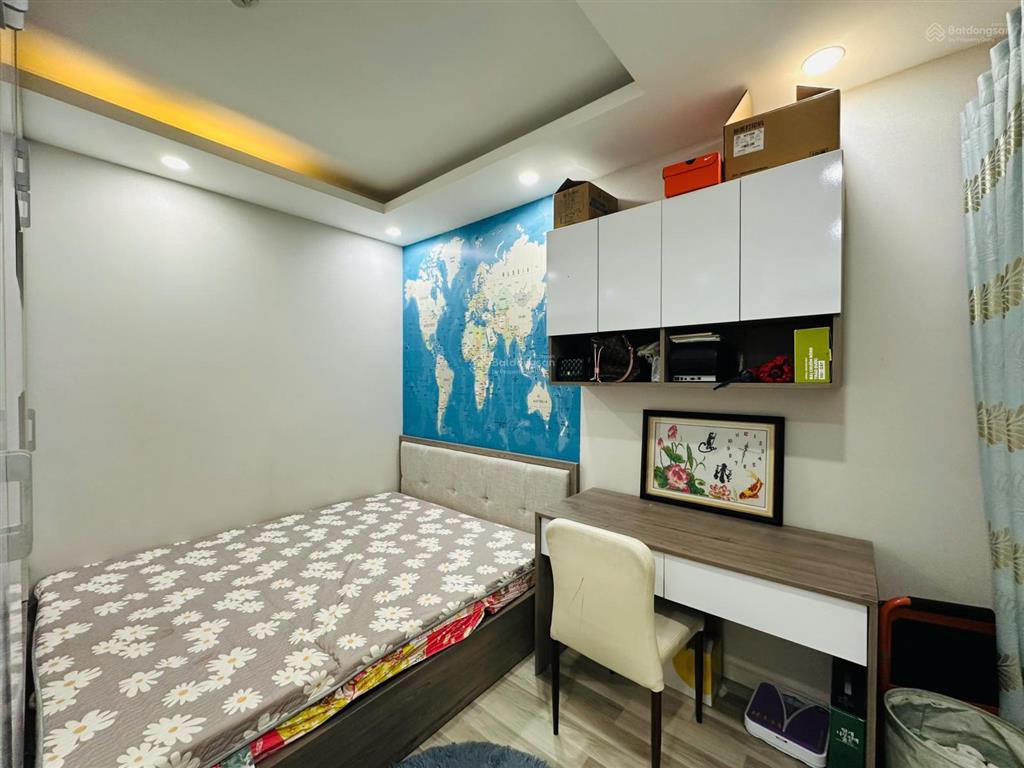 Hạ giá căn góc 73m2  2pn+2wc  full nội thất như hình. cửa nam, view bắc + sẵn hđ thuê linh động