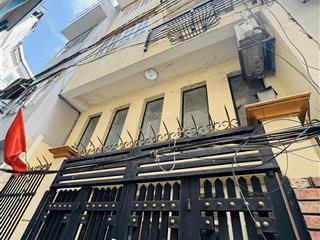 Bán nhà riêng tại hoàng văn thụ, 8,5 tỷ, 35m2, 4pn, 5wc, pháp lý đầy đủ