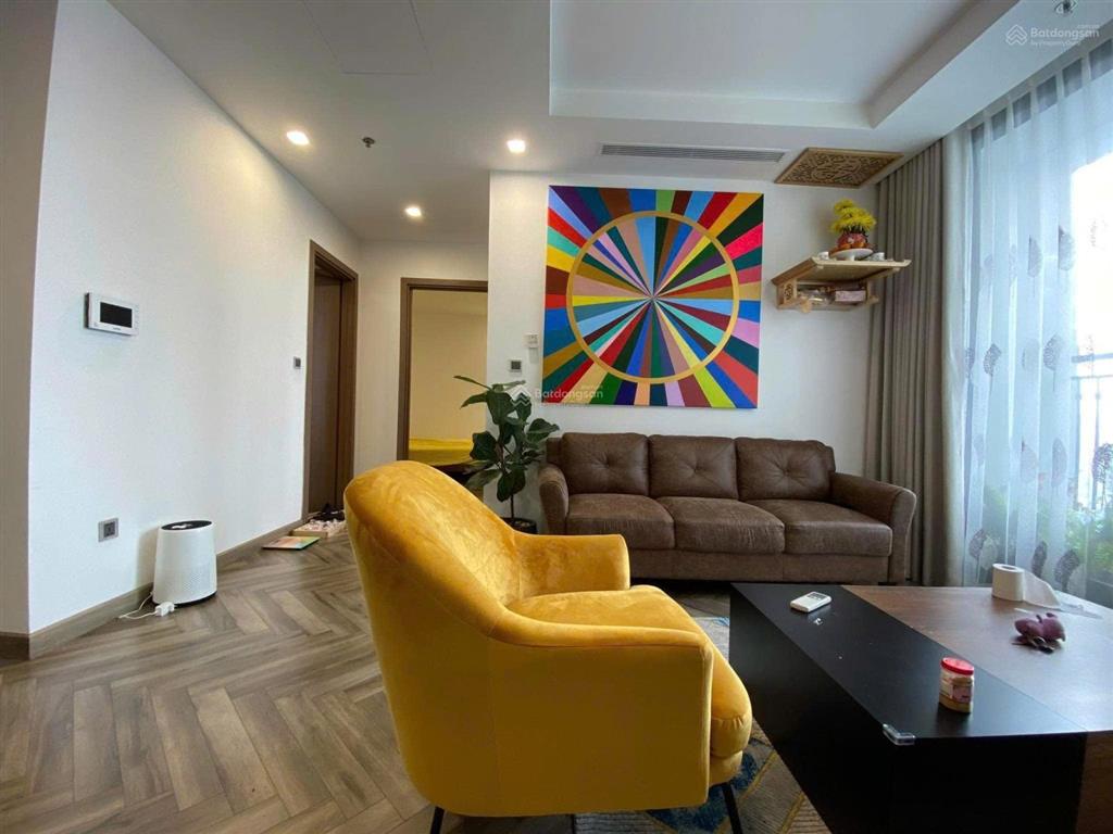 Bán gấp căn 2 ngủ 1vs, dt 61m2  full nội thất + sẵn sổ. giá 6.8 tỷ
