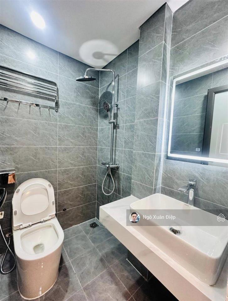 Nhà huỳnh thị hai q12 hẻm xe hơi 138m² ngang 5.7m chỉ 7.99 tỷ