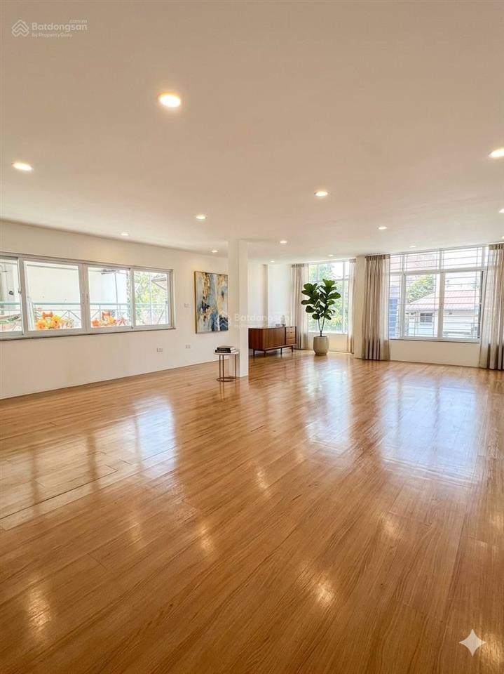 Mặt phố lô góc nguyễn công hoan  ba đình view hồ & vtv  105m x 5t, tặng gpxd 9 tầng, chào 59 tỷ