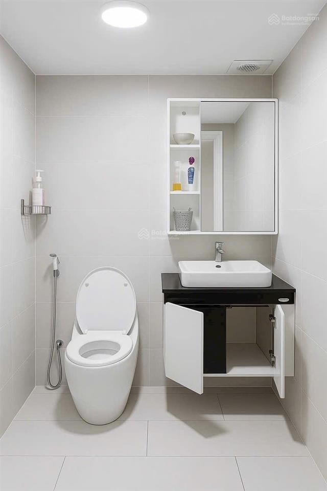 Bán chung cư phố huỳnh thúc kháng  75m2 gồm 3pn, 2vs  full nội thất  chào 6,7tỷ (có tl)
