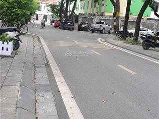 Chính chủ cần bán nhà liền kề khu đô thị mới định công. dt 87m2 x 4 tầng, đường 13m. vị trí đẹp