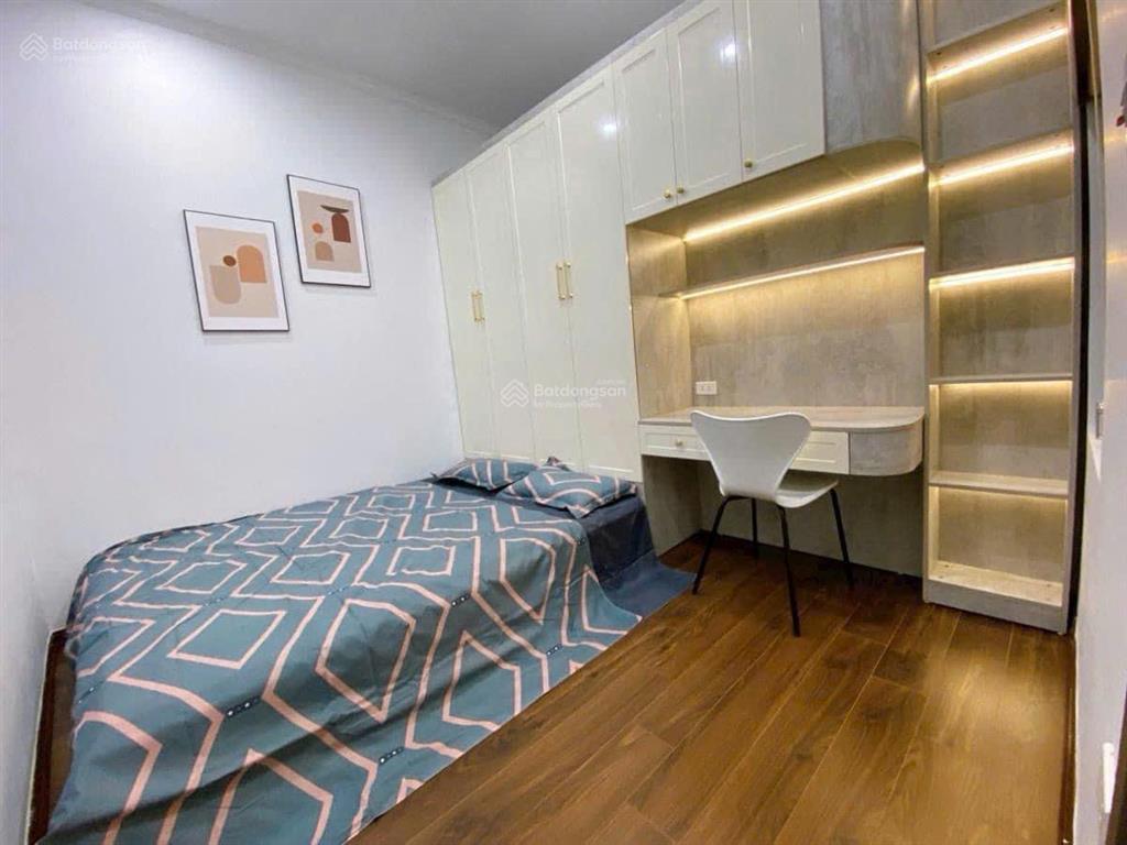 Phải thật nhanh! nhà bùi xương trạch, ba bước ra phố, cách ô tô 10m, sân xe riêng, thoáng trước sau