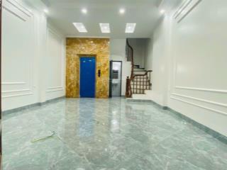 Hàng hiếm! vũ tông phan, vài bước ra phố, ngõ rộng 3 mét, lô góc, 6t thang máy, đủ đồ